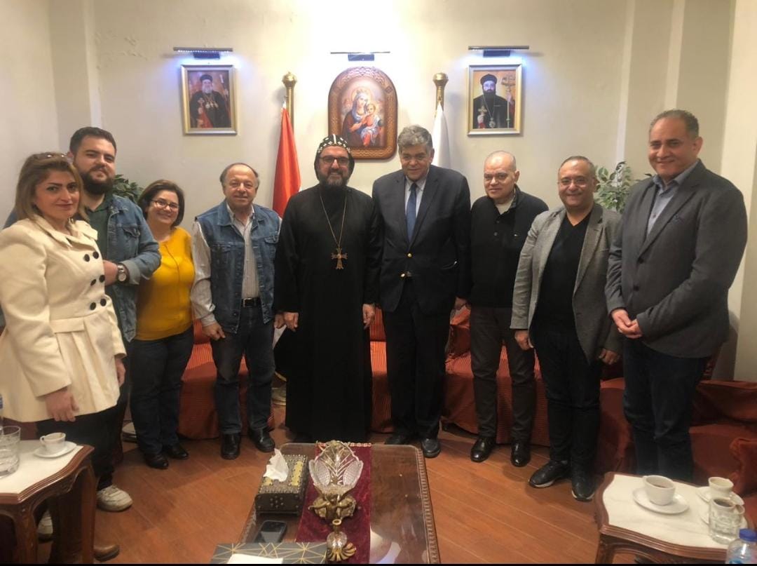 ربان الكنيسة السريانية الأرثوذكسية في مصر يستقبل وزير الصحة الأسبق وعضو مجلس النواب