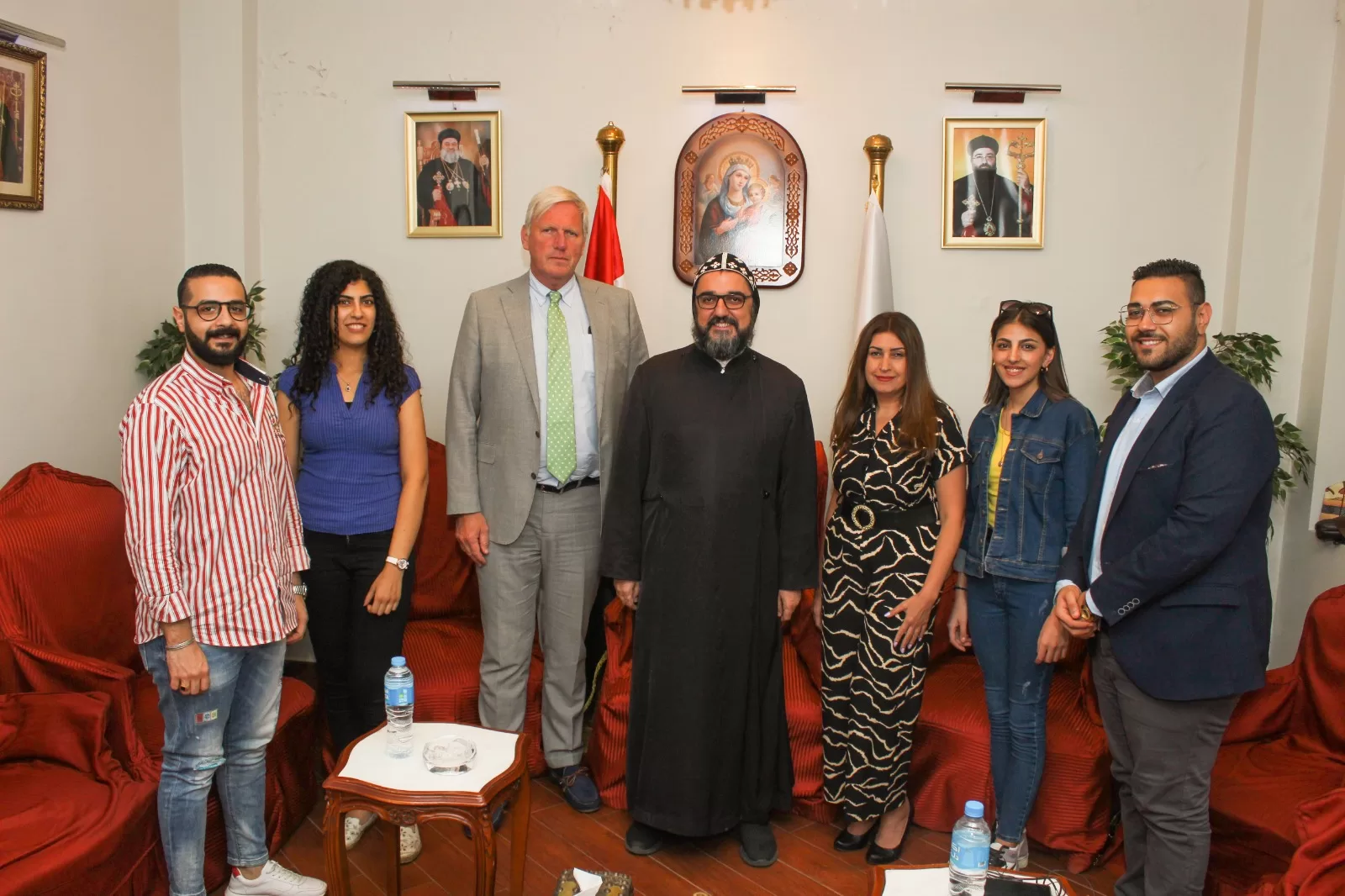 ربان الكنيسة السريانية الأرثوذكسية في مصر يستقبل السفير الهولندي في القاهرة