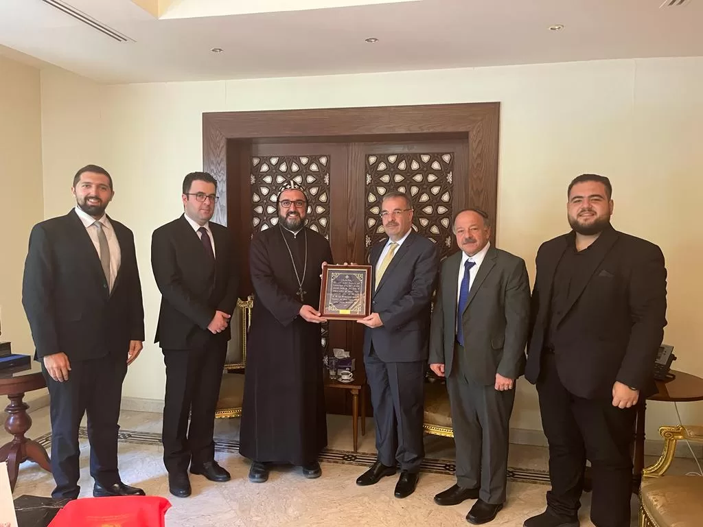 ربان الكنيسة السريانية الأرثوذكسية في مصر يزور السفير السوري الجديد في القاهرة