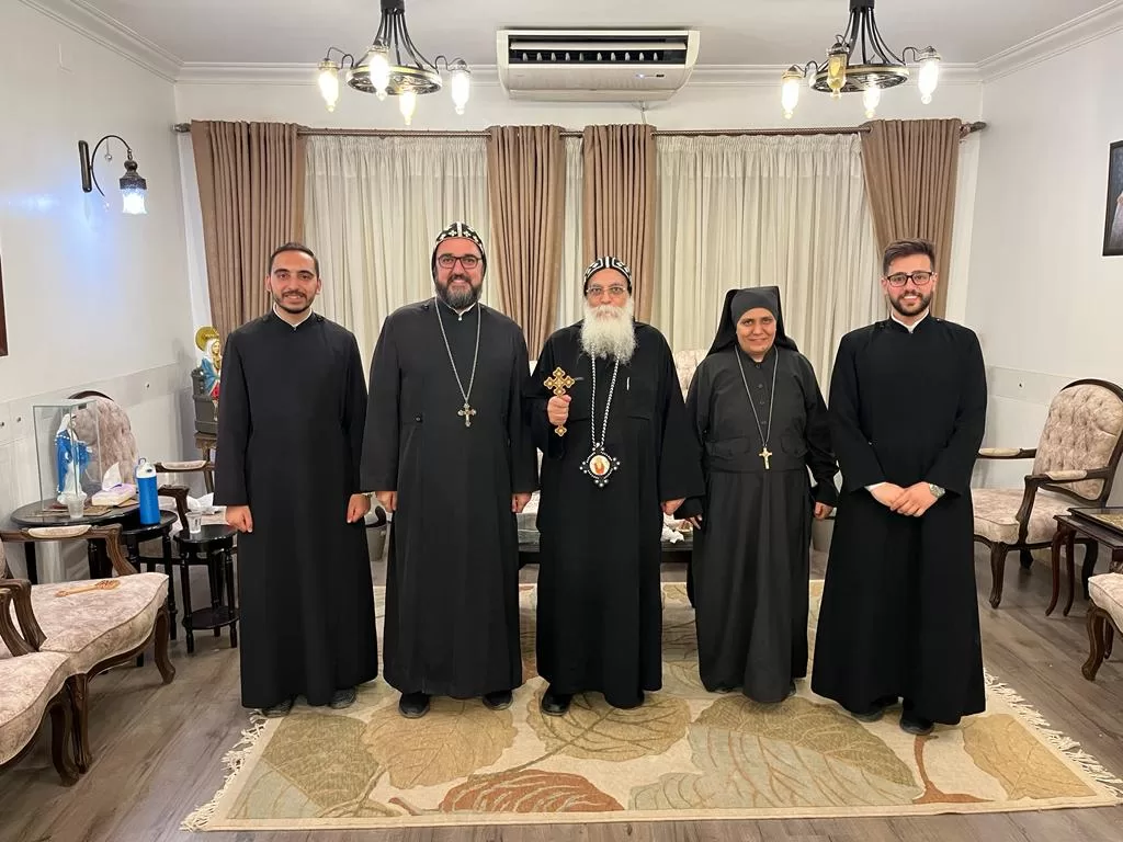ربان الكنيسة السريانية الأرثوذكسية في مصر يزور أسقف السادس من أكتوبر