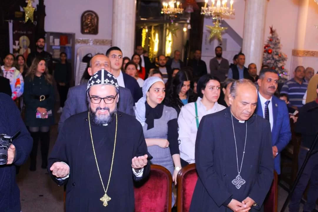 الكنيسة السريانية الأرثوذكسية في مصر تقيم احتفال إضاءة شجرة عيد الميلاد المجيد