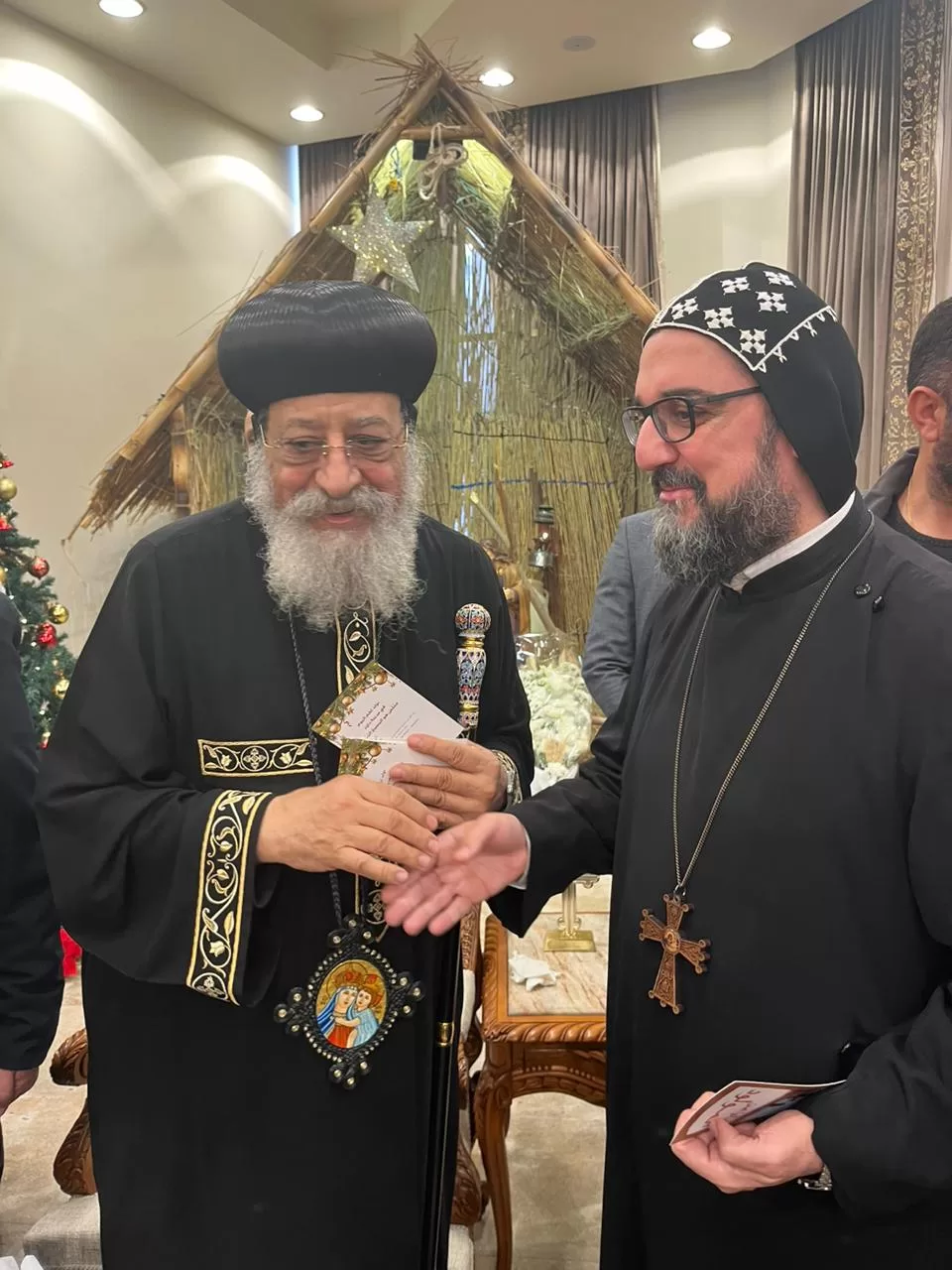 ربان الكنيسة السريانية الأرثوذكسية في مصر يهنئ قداسة البابا تواضروس الثاني بعيد الميلاد المجيد