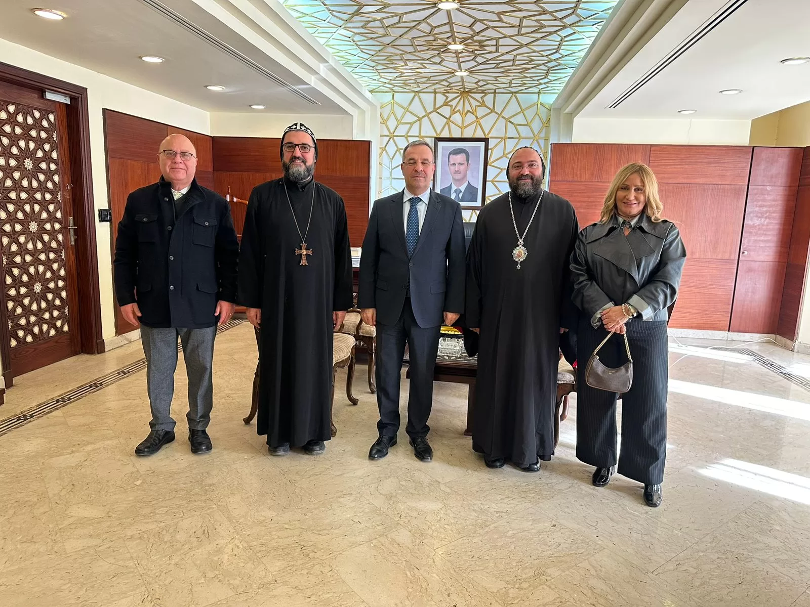 النائب البطريركي للكنيسة السريانية الأرثوذكسية في مصر بالوكالة يلتقي السفير السوري في القاهرة